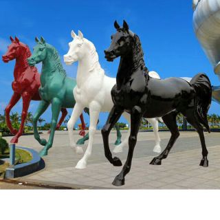 玻璃鋼雕塑的優(yōu)點(diǎn)有哪些？