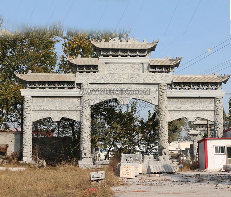 村鎮(zhèn)門(mén)口石雕山門(mén)牌坊