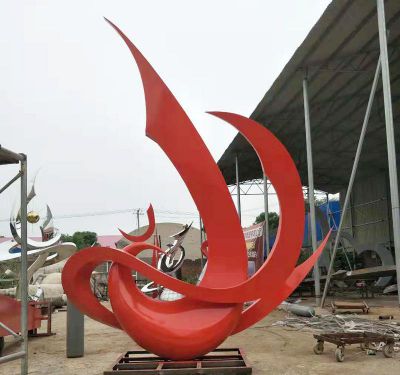 定制玻璃鋼鳳凰雕塑公園動(dòng)物雕塑需要多少錢？