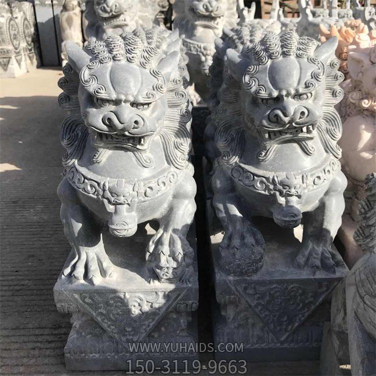 別墅小區(qū)大理石石雕戶(hù)外門(mén)口大型獅子雕塑