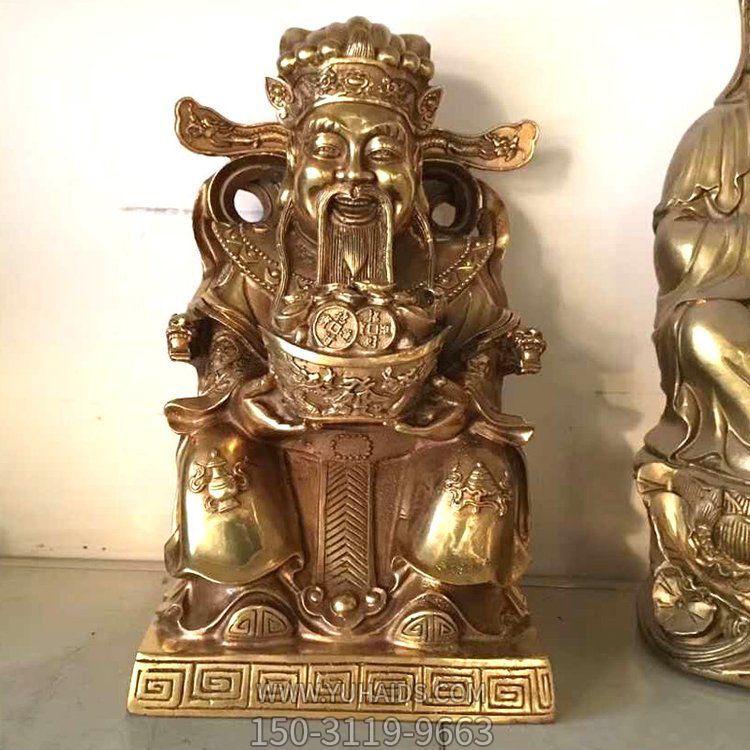 家居供奉銅雕財神爺?shù)袼?>
                                <h2>家居供奉銅雕財神爺?shù)袼?參數(shù)說明</h2>
                                                                        <table>
                                      <tr>
                                        <th>產(chǎn)品標題</th>
                                        <td>家居供奉銅雕財神爺?shù)袼?/td>
                                      </tr>
                                      <tr>
                                        <th>發(fā)布時間</th>
                                        <td>2023-06-07 09:06</td>
                                      </tr>
                                      <tr>
                                        <th>價格</th>
                                        <td><span>電話咨詢</td>
                                      </tr>
                                                                              <tr>
                                          <th>制作材質(zhì)</th>
                                          <td>銅雕</td>
                                        </tr>
                                                                          </table>
                                <h2>家居供奉銅雕財神爺?shù)袼?詳細說明</h2>
                                <p>玉海雕塑是一家綜合性的雕塑公司，擁有多款家居供奉銅雕財神爺?shù)袼苣Ｐ停杉庸ざㄖ贫喾N家居供奉銅雕財神爺?shù)袼?，支持材質(zhì)、樣式、風(fēng)格、尺寸大小等方面的調(diào)整修改定制。我們所加工制作的家居供奉銅雕財神爺?shù)袼苜|(zhì)優(yōu)價廉，遍布全國多個省市地區(qū)，想要了解更多案例圖片，請電話或微信咨詢。材質(zhì)、大小、樣式等都可以按需定制，還可根據(jù)您提供給的家居供奉銅雕財神爺?shù)袼軜訄D進行制作！如有相關(guān)需求，歡迎致電（微信同號）：<span>150-3119-9663</span></p>
                                                                <div   class=