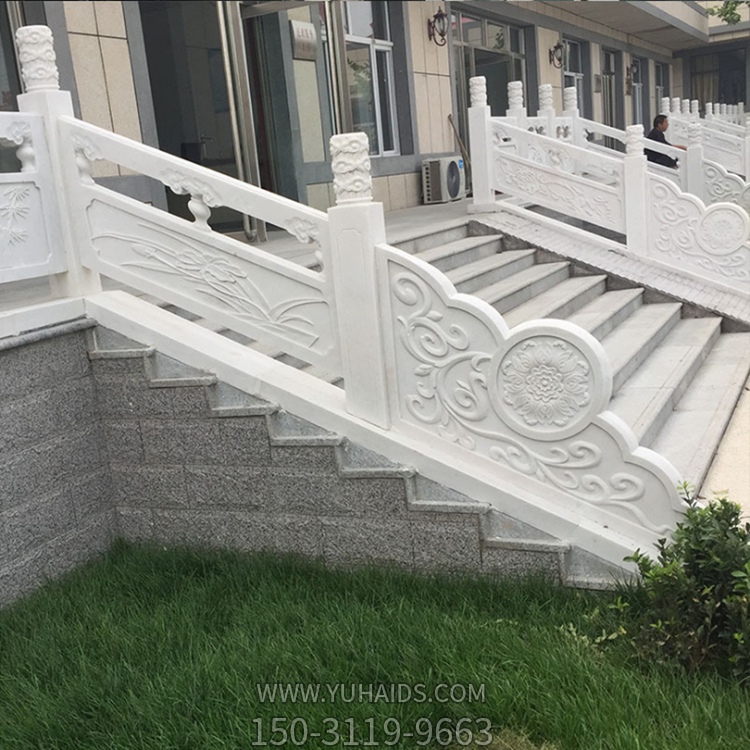 園林樓梯步道漢白玉石欄桿，云柱刻花石雕欄板雕塑