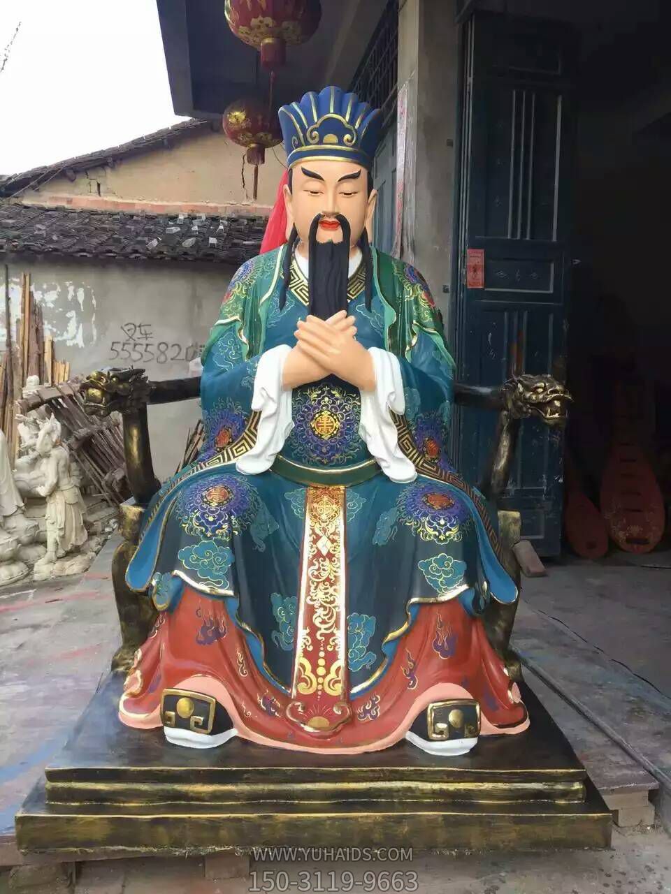 寺廟神佛銅雕彩繪城隍爺?shù)袼?>
                                <h2>寺廟神佛銅雕彩繪城隍爺?shù)袼?參數(shù)說明</h2>
                                                                        <table>
                                      <tr>
                                        <th>產(chǎn)品標(biāo)題</th>
                                        <td>寺廟神佛銅雕彩繪城隍爺?shù)袼?/td>
                                      </tr>
                                      <tr>
                                        <th>發(fā)布時間</th>
                                        <td>2023-06-07 10:30</td>
                                      </tr>
                                      <tr>
                                        <th>價格</th>
                                        <td><span>電話咨詢</td>
                                      </tr>
                                                                              <tr>
                                          <th>制作材質(zhì)</th>
                                          <td>銅雕</td>
                                        </tr>
                                                                              <tr>
                                          <th>其他</th>
                                          <td>彩繪</td>
                                        </tr>
                                                                          </table>
                                <h2>寺廟神佛銅雕彩繪城隍爺?shù)袼?詳細(xì)說明</h2>
                                <p>玉海雕塑是一家綜合性的雕塑公司，擁有多款寺廟神佛銅雕彩繪城隍爺?shù)袼苣Ｐ停杉庸ざㄖ贫喾N寺廟神佛銅雕彩繪城隍爺?shù)袼?，支持材質(zhì)、樣式、風(fēng)格、尺寸大小等方面的調(diào)整修改定制。我們所加工制作的寺廟神佛銅雕彩繪城隍爺?shù)袼苜|(zhì)優(yōu)價廉，遍布全國多個省市地區(qū)，想要了解更多案例圖片，請電話或微信咨詢。材質(zhì)、大小、樣式等都可以按需定制，還可根據(jù)您提供給的寺廟神佛銅雕彩繪城隍爺?shù)袼軜訄D進(jìn)行制作！如有相關(guān)需求，歡迎致電（微信同號）：<span>150-3119-9663</span></p>
                                                                <div   class=