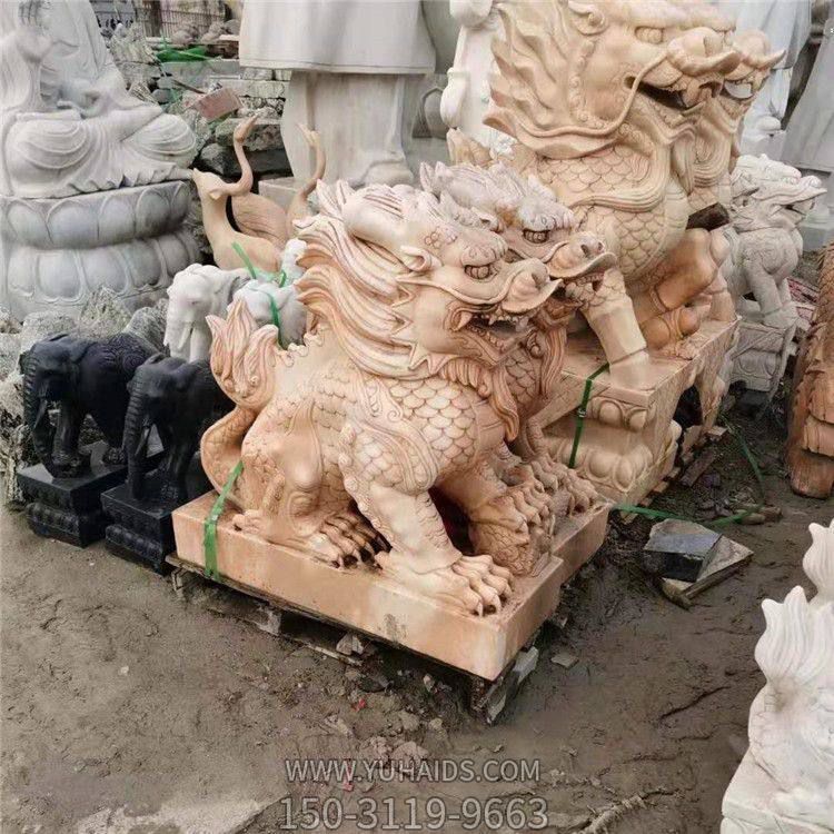 庭院村口仿古做舊動(dòng)物 石雕獅子一對(duì) 鎮(zhèn)宅招財(cái)?shù)袼?>
                                <h2>庭院村口仿古做舊動(dòng)物 石雕獅子一對(duì) 鎮(zhèn)宅招財(cái)?shù)袼?參數(shù)說明</h2>
                                                                        <table>
                                      <tr>
                                        <th>產(chǎn)品標(biāo)題</th>
                                        <td>庭院村口仿古做舊動(dòng)物 石雕獅子一對(duì) 鎮(zhèn)宅招財(cái)?shù)袼?/td>
                                      </tr>
                                      <tr>
                                        <th>發(fā)布時(shí)間</th>
                                        <td>2023-06-07 10:31</td>
                                      </tr>
                                      <tr>
                                        <th>價(jià)格</th>
                                        <td><span>電話咨詢</td>
                                      </tr>
                                                                              <tr>
                                          <th>雕刻內(nèi)容</th>
                                          <td>動(dòng)物、獅子、動(dòng)物</td>
                                        </tr>
                                                                              <tr>
                                          <th>制作材質(zhì)</th>
                                          <td>石雕</td>
                                        </tr>
                                                                              <tr>
                                          <th>其他</th>
                                          <td>仿古</td>
                                        </tr>
                                                                          </table>
                                <h2>庭院村口仿古做舊動(dòng)物 石雕獅子一對(duì) 鎮(zhèn)宅招財(cái)?shù)袼?詳細(xì)說明</h2>
                                <p>玉海雕塑是一家綜合性的雕塑公司，擁有多款庭院村口仿古做舊動(dòng)物雕塑模型，可加工定制多種庭院村口仿古做舊動(dòng)物雕塑，支持材質(zhì)、樣式、風(fēng)格、尺寸大小等方面的調(diào)整修改定制。我們所加工制作的庭院村口仿古做舊動(dòng)物雕塑質(zhì)優(yōu)價(jià)廉，遍布全國多個(gè)省市地區(qū)，想要了解更多案例圖片，請(qǐng)電話或微信咨詢。材質(zhì)、大小、樣式等都可以按需定制，還可根據(jù)您提供給的庭院村口仿古做舊動(dòng)物雕塑樣圖進(jìn)行制作！如有相關(guān)需求，歡迎致電（微信同號(hào)）：<span>150-3119-9663</span></p>
                                                                <div   class=