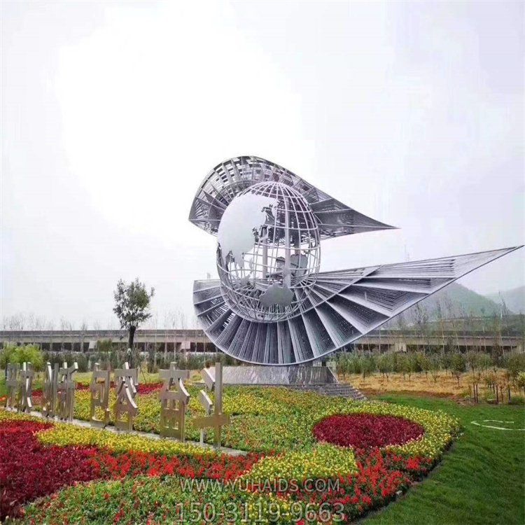 廣場(chǎng)草坪擺放不銹鋼鏤空地球儀創(chuàng)意眼睛雕塑