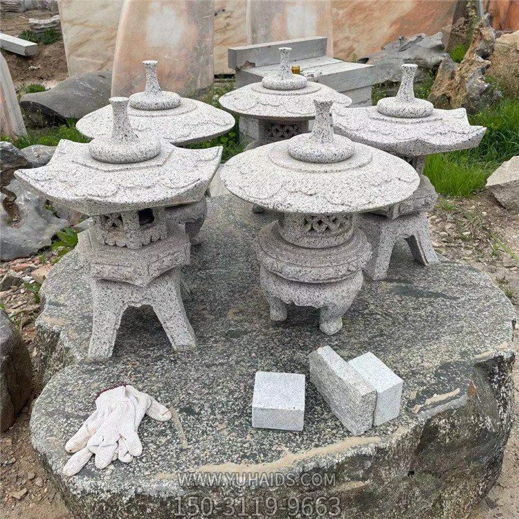 石燈，花崗巖仿古石雕燈雕塑