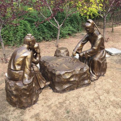公園情景人物雕塑景觀，下象棋的古代人物銅雕