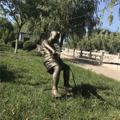 拔河的孩子，玻璃鋼仿銅人物雕塑