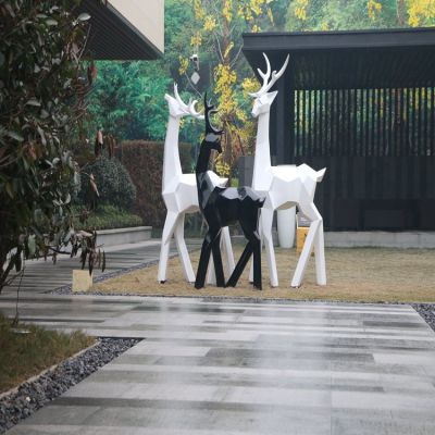 玻璃鋼塊面抽象梅花鹿，園林動(dòng)物雕塑擺件