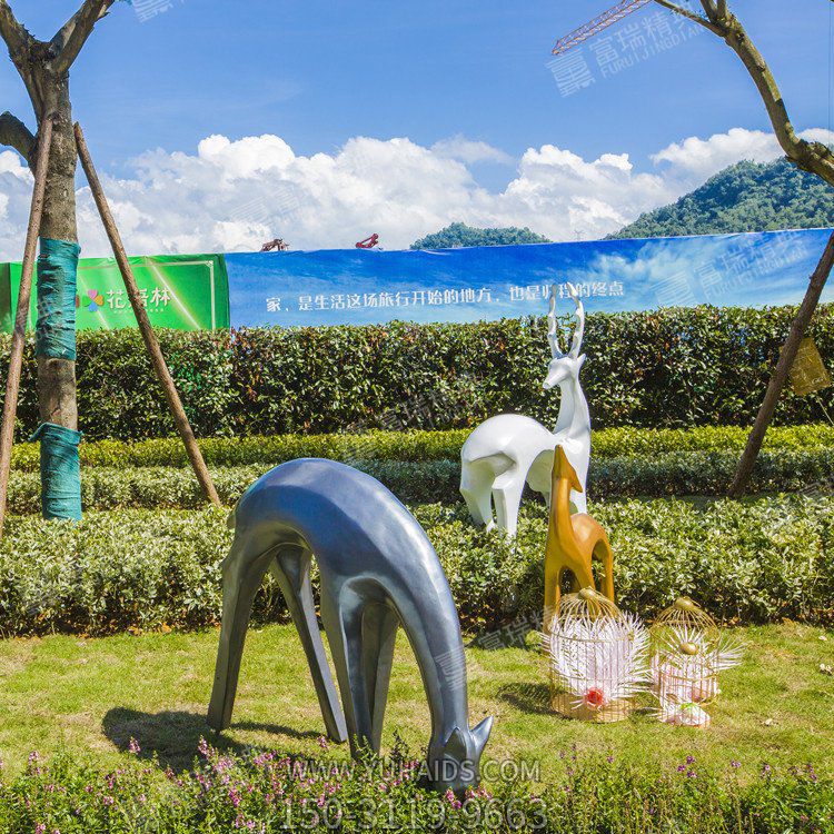 玻璃鋼抽象鹿雕塑，小區(qū)園林抽象動(dòng)物擺件