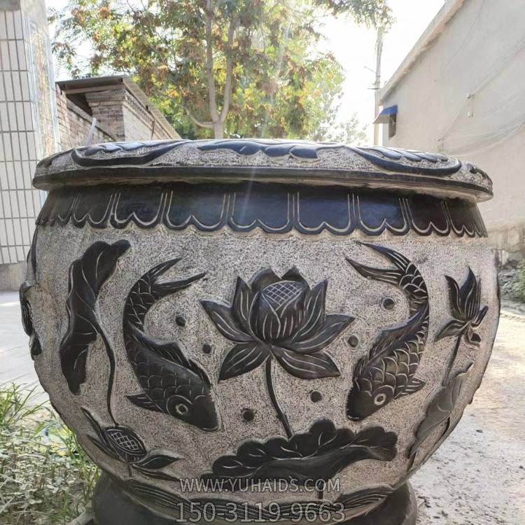 大型青石浮雕雙語(yǔ)蓮花魚缸雕塑