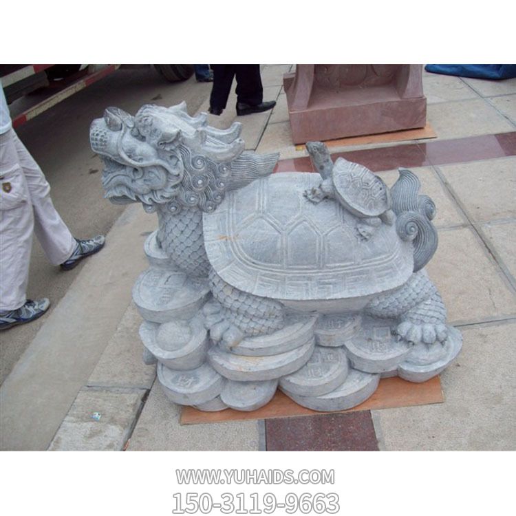 公園里擺放的母子青石石雕創(chuàng)意龍龜?shù)袼?>
                                <h2>公園里擺放的母子青石石雕創(chuàng)意龍龜?shù)袼?參數(shù)說明</h2>
                                                                        <table>
                                      <tr>
                                        <th>產(chǎn)品標題</th>
                                        <td>公園里擺放的母子青石石雕創(chuàng)意龍龜?shù)袼?/td>
                                      </tr>
                                      <tr>
                                        <th>發(fā)布時間</th>
                                        <td>2023-06-08 09:35</td>
                                      </tr>
                                      <tr>
                                        <th>價格</th>
                                        <td><span>電話咨詢</td>
                                      </tr>
                                                                              <tr>
                                          <th>雕刻內(nèi)容</th>
                                          <td>龍、龍龜</td>
                                        </tr>
                                                                              <tr>
                                          <th>應用場所</th>
                                          <td>公園</td>
                                        </tr>
                                                                              <tr>
                                          <th>制作材質(zhì)</th>
                                          <td>石雕、青石、石雕</td>
                                        </tr>
                                                                          </table>
                                <h2>公園里擺放的母子青石石雕創(chuàng)意龍龜?shù)袼?詳細說明</h2>
                                <p>玉海雕塑是一家綜合性的雕塑公司，擁有多款公園里擺放的母子青石石雕創(chuàng)意龍龜?shù)袼苣Ｐ?，可加工定制多種公園里擺放的母子青石石雕創(chuàng)意龍龜?shù)袼埽С植馁|(zhì)、樣式、風格、尺寸大小等方面的調(diào)整修改定制。我們所加工制作的公園里擺放的母子青石石雕創(chuàng)意龍龜?shù)袼苜|(zhì)優(yōu)價廉，遍布全國多個省市地區(qū)，想要了解更多案例圖片，請電話或微信咨詢。材質(zhì)、大小、樣式等都可以按需定制，還可根據(jù)您提供給的公園里擺放的母子青石石雕創(chuàng)意龍龜?shù)袼軜訄D進行制作！如有相關需求，歡迎致電（微信同號）：<span>150-3119-9663</span></p>
                                                                <div   class=