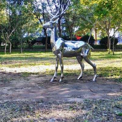 不銹鋼鏡面鹿，園林梅花鹿動(dòng)物擺件