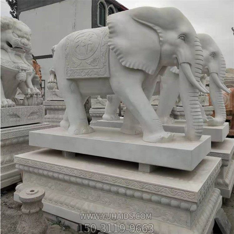 鎮(zhèn)宅招財(cái)大型動物景觀大象雕塑